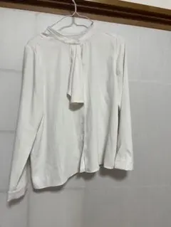ブラウス　ボウタイブラウス　トップス