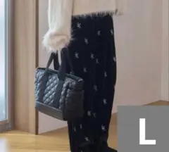 【新品】しまむら　tal by yumi 花刺繍ベロアパンツ ブラック Lサイズ