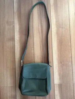 GUESS ショルダーバッグ　swagのサムネイル