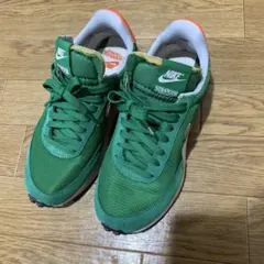 NIKE STRANGER THINGS スニーカー