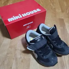 Item thumbnail for item 45fed230-ed88-44fa-8ef9-792152019de2