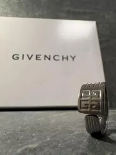 Givenchyリング23号前後