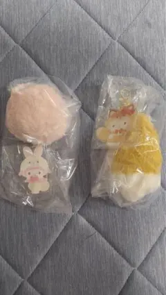 サンリオしっぽチャーム　キティ、マイメロディー　キーホルダー