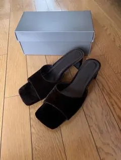 anuke Squaretoe Velour Mule(black) - メルカリ