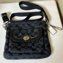 美品 COACH ショルダーバッグ