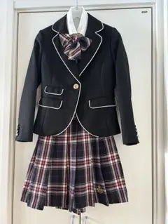 美品　２回着用　卒業式フォーマルスーツ 女の子　ピンキー