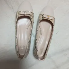 パイソン柄フラットシューズ リボン付き