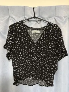 Abercrombie & Fitch 花柄 半袖 トップスのサムネイル