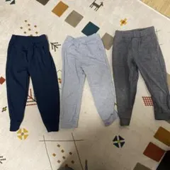 UNIQLO ジョガーパンツ 110サイズ　3枚　紺　グレー　濃いグレー　まとめ