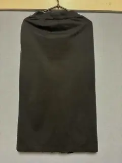 ユニクロ　ウルトラストレッチアクティブナロースカート　L
