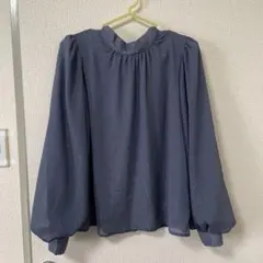 ダークブルー バルーンスリーブ シャツ