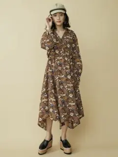 新品未使用　エアリーフラワーシャツワンピース　フラワー柄　フレアワンピース