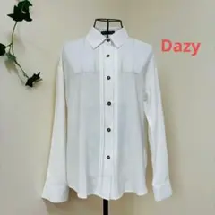 DAZY ブラウス　プリーツ入り　ゴールド　メタルボタン
