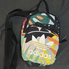 adidas ショルダーバック