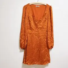 海外古着✨GUESS【S】ゲス ワンピース ヒョウ柄 オレンジ 長袖 ふんわりのサムネイル