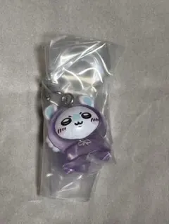 アリーナ ラッコのラッキー キーホルダー - メルカリ