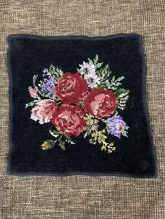 FEILER風　シュニール織　花柄刺繍　黒