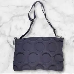 Item thumbnail for item c8b7f3bf-7943-41f4-b236-548ddc7f9721