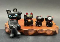 招き猫　猫　ネコ　置物　4体　足組み招き猫　笠森観音　招き猫　鈴付き招き猫