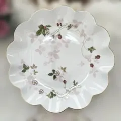 WEDGWOOD ウェジウッド ワイルド ストロベリー ペタルトレイ2枚以上