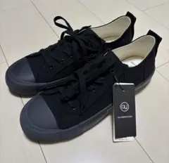 2025年最新】UNDERCOVER スニーカーの人気アイテム - メルカリ