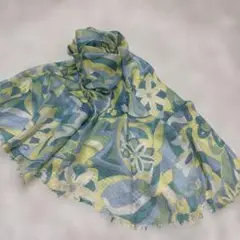 爽やか＊花柄シルクスカーフ ＊ 青＆黄