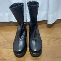 Lace Ladies レザー調シンプルボリュームブーツ 25センチのサムネイル