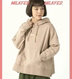ミルクフェドパーカー