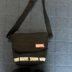 MARVEL ショルダーバッグ 黒のサムネイル