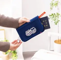 【ちいかわ】完売品 パスポートも入るサイズのイベントポーチ（ちいかわとハチワレ）