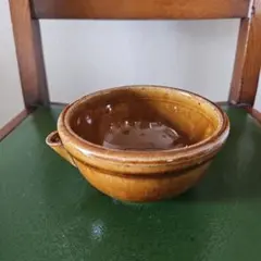 注ぎ口付・陶器茶碗