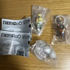 どうぶつの森 つながリングチャーム しずえ たぬきち ゆきだるま