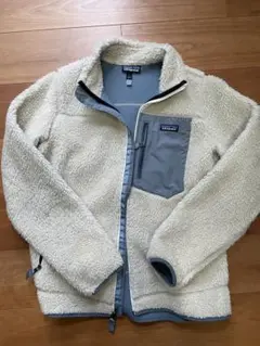 patagonia フリースジャケット L クリーム色