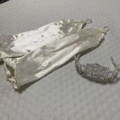 ウエディンググローブ　ティアラセット