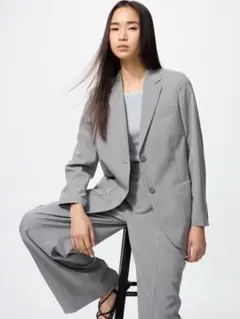 ユニクロ 感動ジャケットリラックスフィット グレー Mサイズ