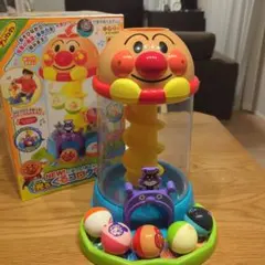 アンパンマン NEW! にぎって! おとして! 光るくるコロタワー