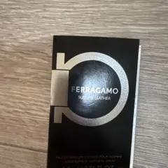 ● 未使用 フェラガモ Ferragamo 香水 オーデパルファムのサムネイル