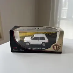 Peugeot 106 XSi (1993) ホワイト ミニカー - メルカリ