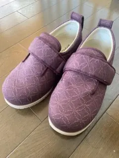 Item thumbnail for item cb4985d2-ce7f-4349-848a-2b30ed0b5e60