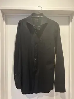 UNIQLO スリムフィット ブラックシャツ M