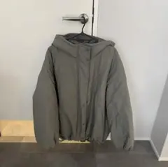 【値下げしました】中綿入りオーバーサイズダウンジャケット　カーキ