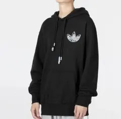 adidas ブラック パーカー フード付き