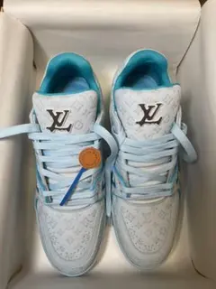 Louis Vuitton ライトブルー スニーカー