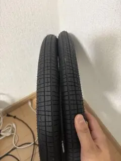 BSD donnasqueak tires 2.4 - メルカリ