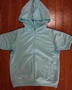 ナイキ 半袖フルジップパーカー