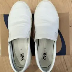 ZARAザラ ホワイト スリッポンスニーカー 42(27cm)