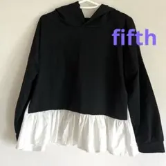 fifthフリル付きフードパーカー 黒/白