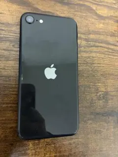 Apple iPhone SE 64GB 本体