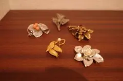 値下げ)ヴィンテージ　レトロ　ブローチまとめ売り 2025年最新】ビンテージ ブローチの人気アイテム - メルカリ