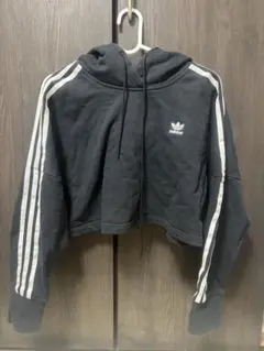 adidas パーカー S